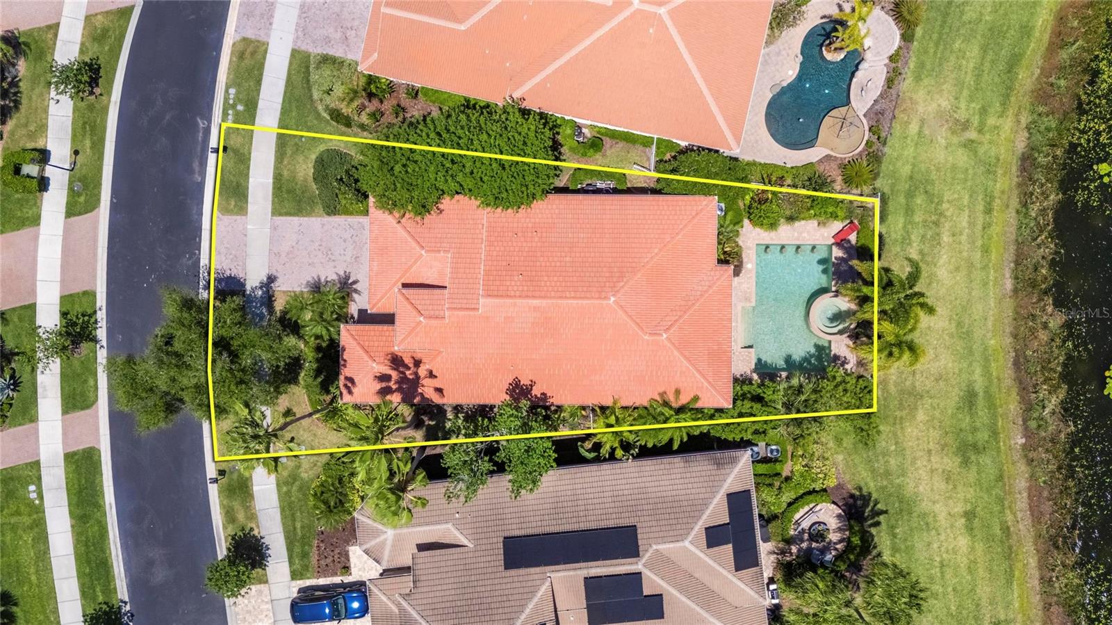 4922 SAPPHIRE SOUND DR, WIMAUMA, FL, 33598