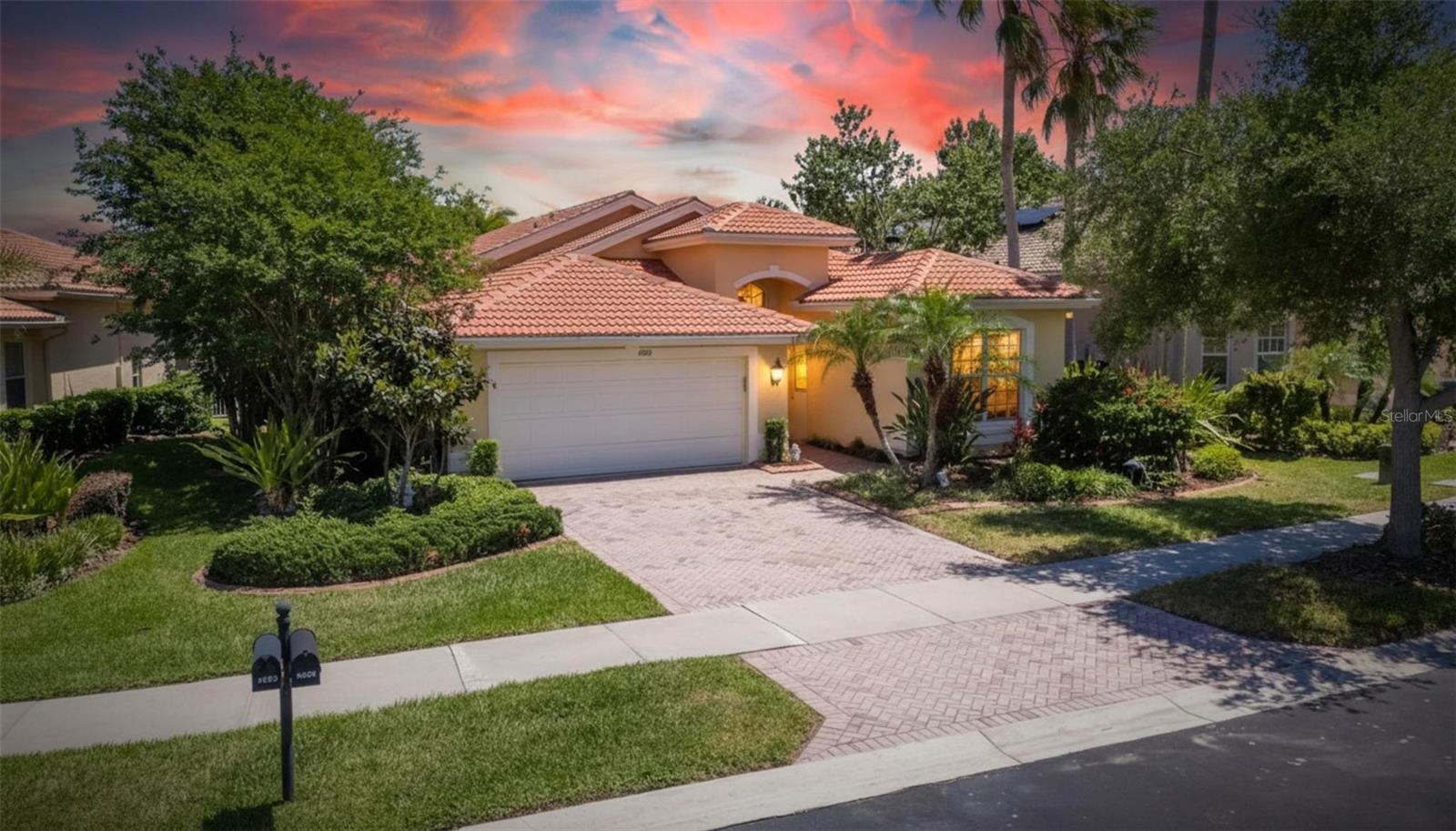 4922 SAPPHIRE SOUND DR, WIMAUMA, FL, 33598