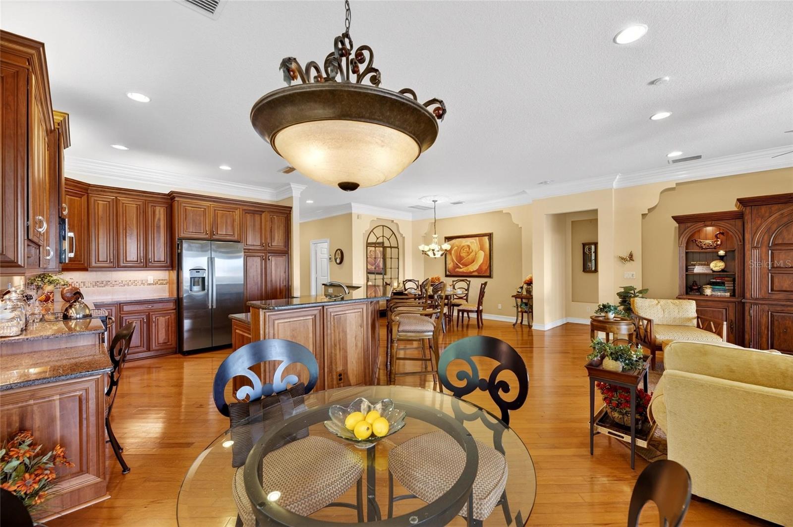 4922 SAPPHIRE SOUND DR, WIMAUMA, FL, 33598