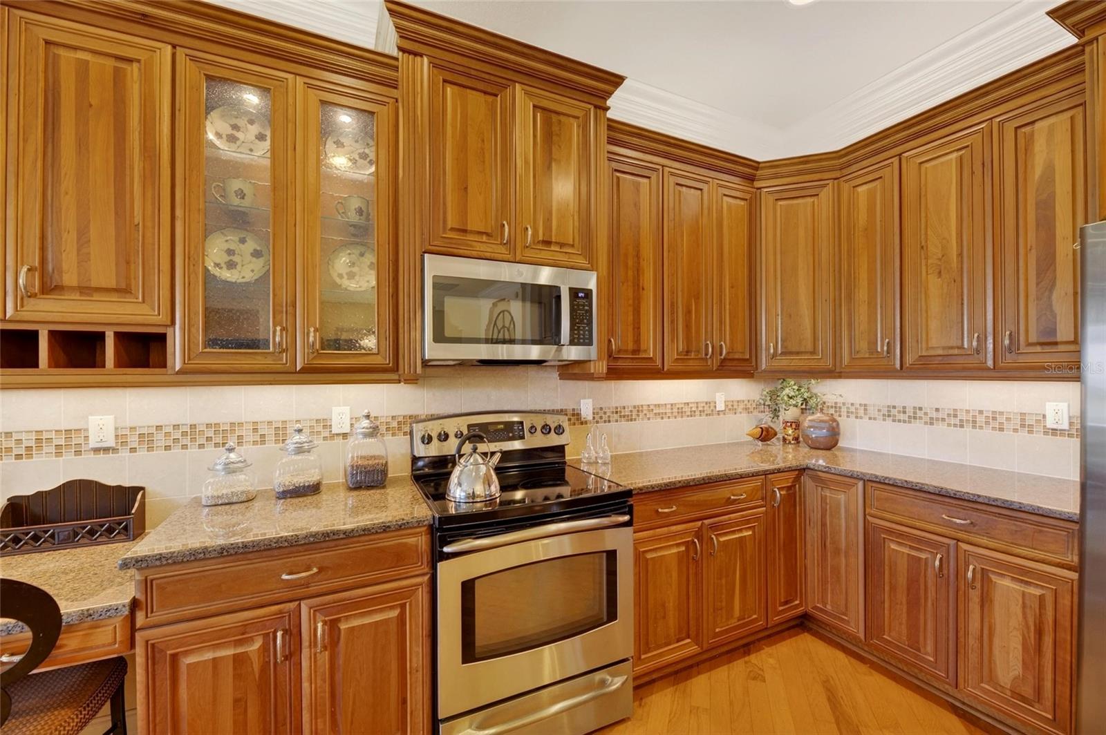 4922 SAPPHIRE SOUND DR, WIMAUMA, FL, 33598