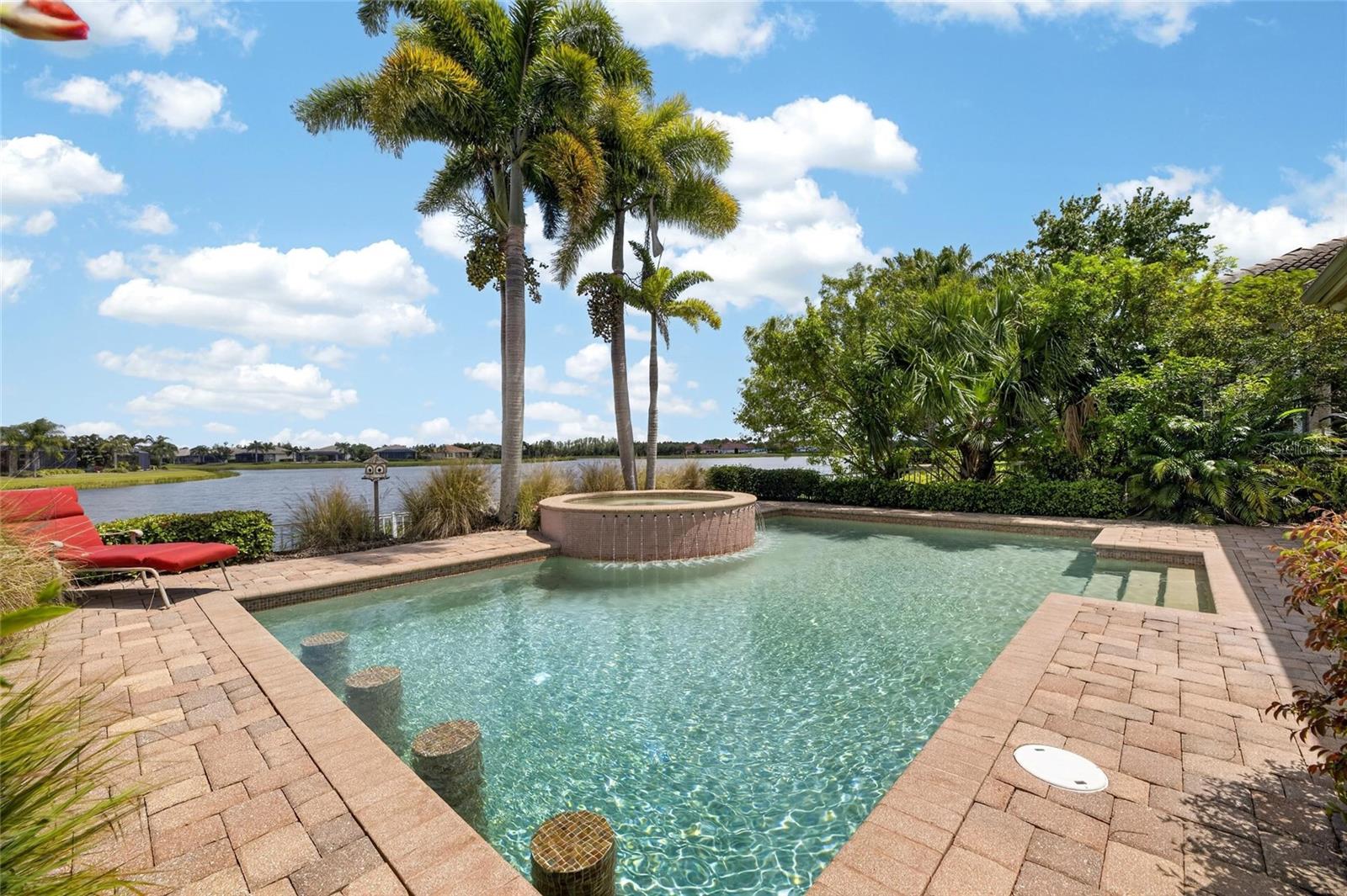 4922 SAPPHIRE SOUND DR, WIMAUMA, FL, 33598