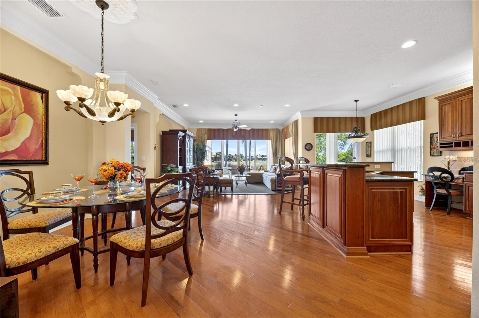 4922 SAPPHIRE SOUND DR, WIMAUMA, FL, 33598