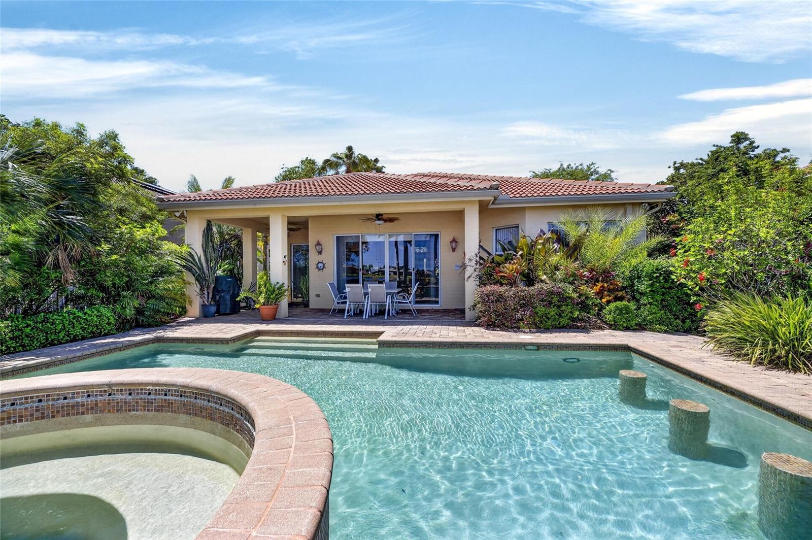 4922 SAPPHIRE SOUND DR, WIMAUMA, FL, 33598