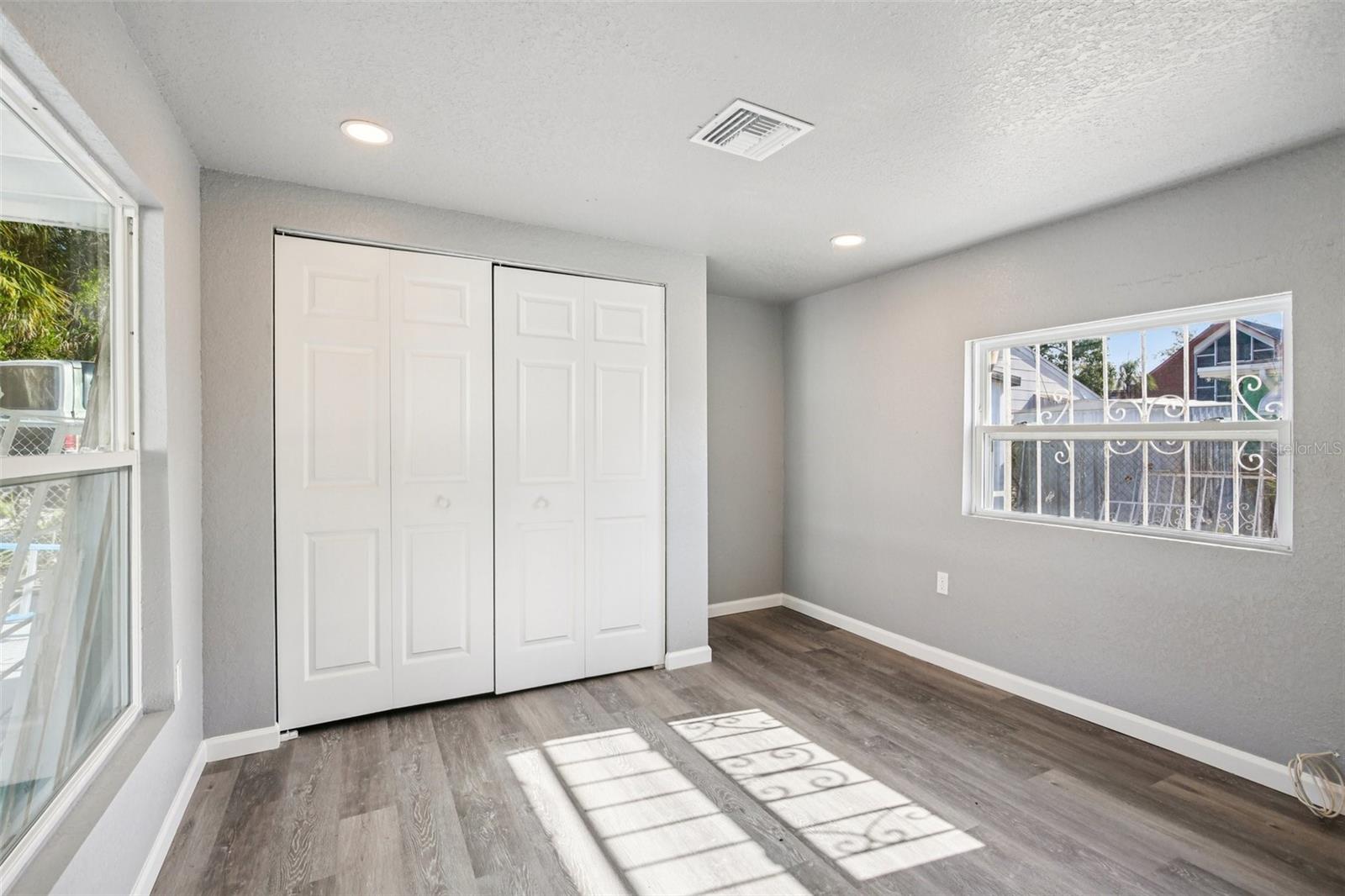 1911 22ND AVE S, ST PETERSBURG, FL, 33712