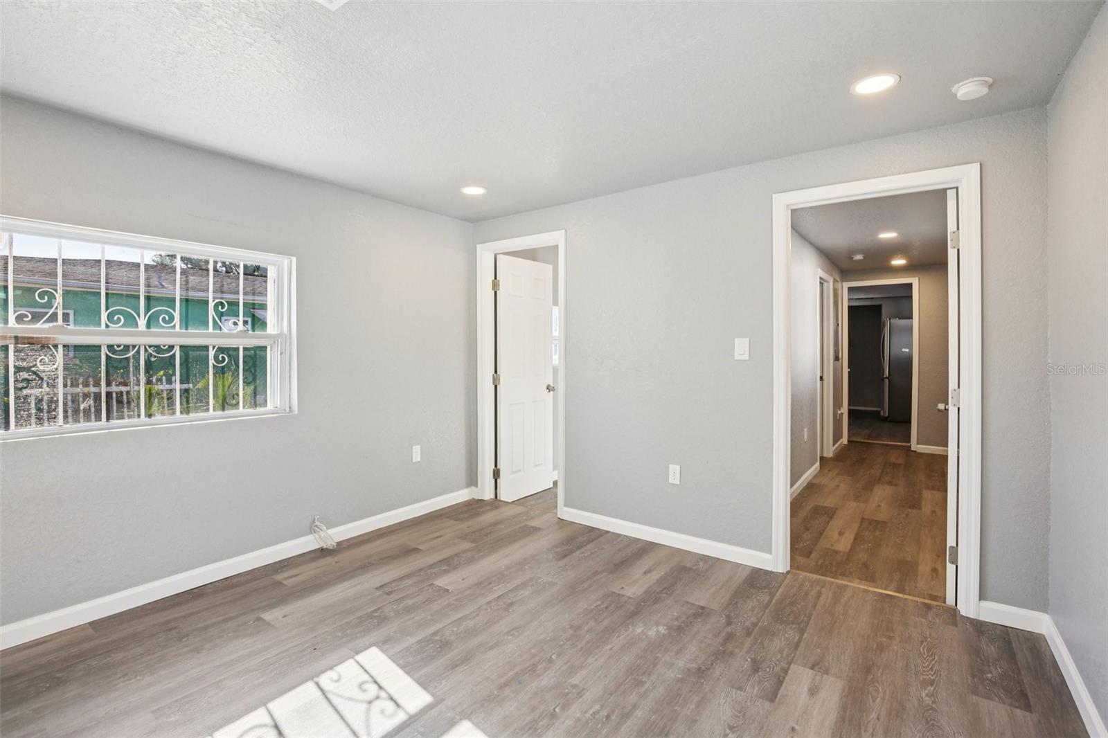 1911 22ND AVE S, ST PETERSBURG, FL, 33712