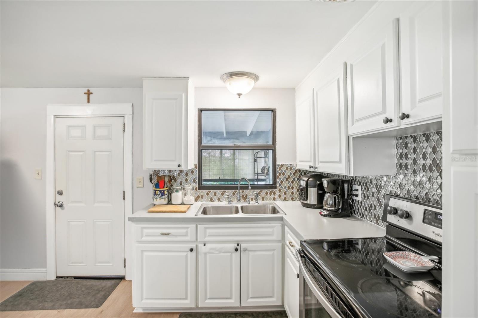 10821 105TH ST, LARGO, FL, 33773