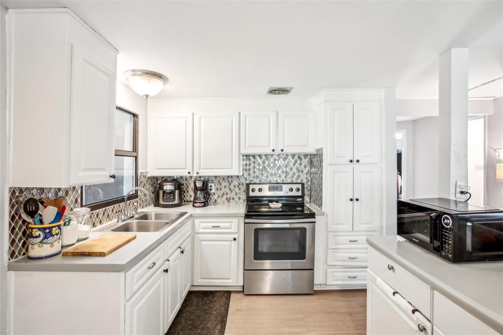 10821 105TH ST, LARGO, FL, 33773