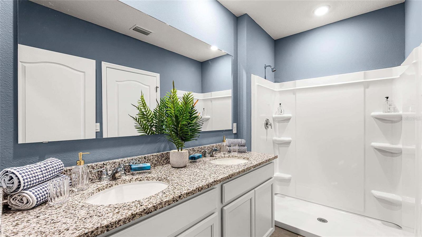 7187 FLINT CREEK DR, LAND O LAKES, FL, 34638