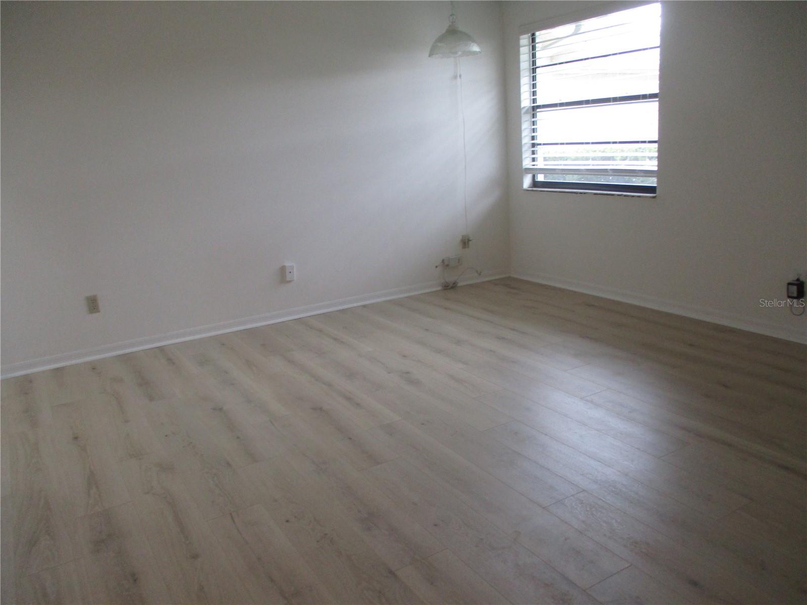 1750 ATRIUM DR, SUN CITY CENTER, FL, 33573