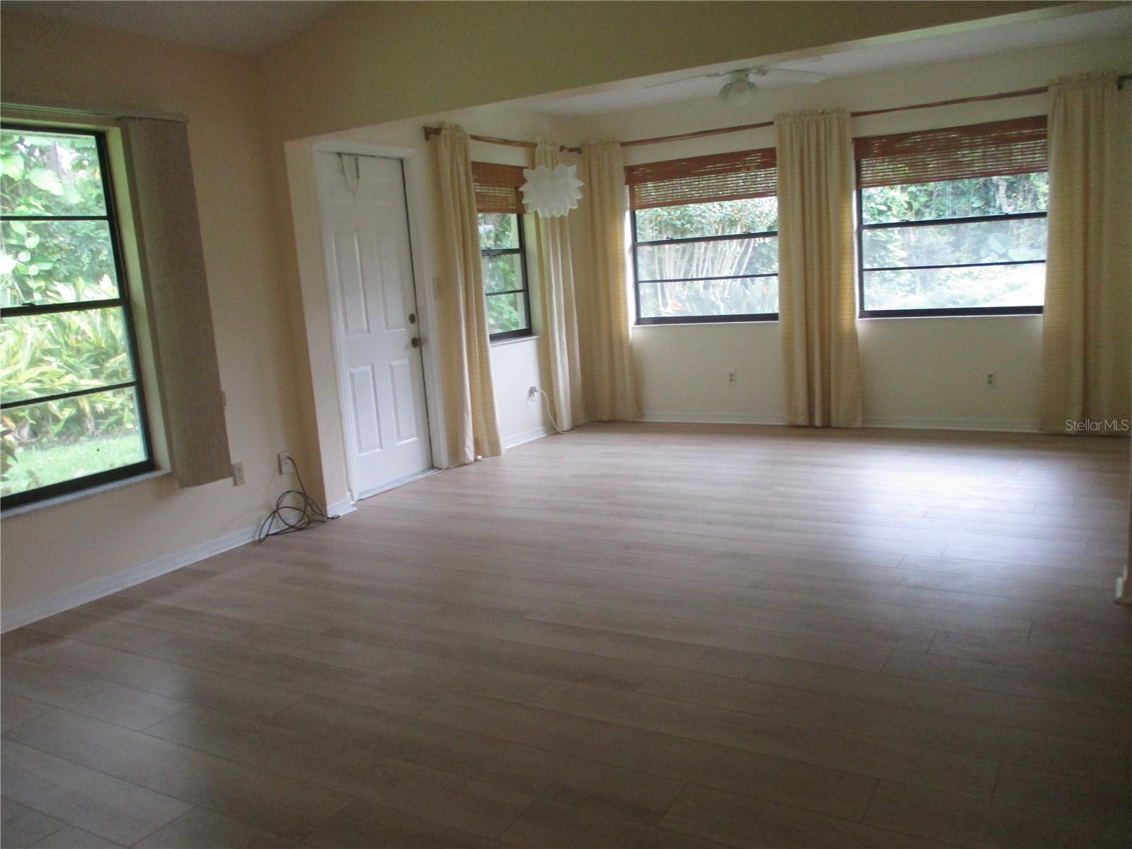 1750 ATRIUM DR, SUN CITY CENTER, FL, 33573