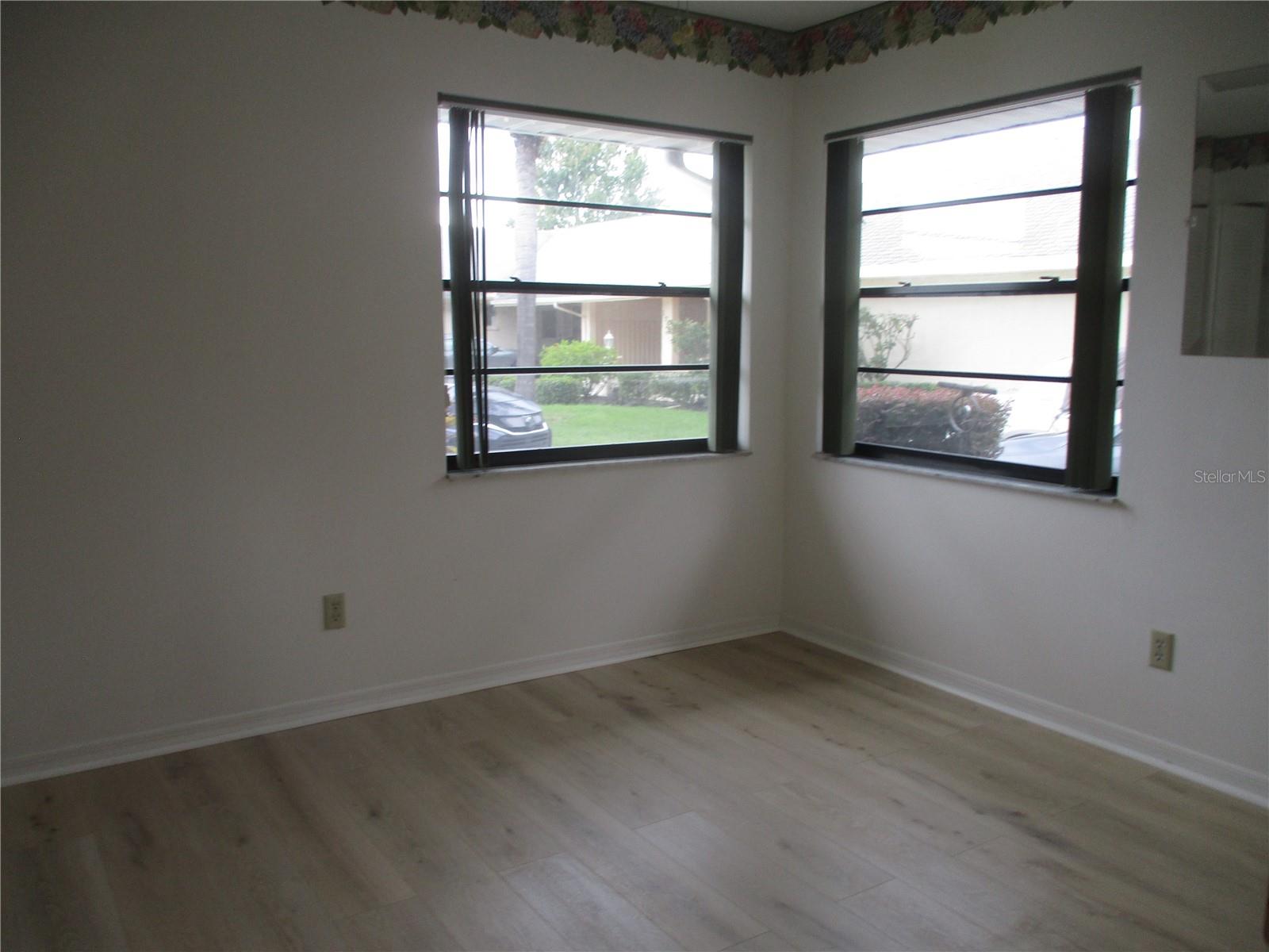 1750 ATRIUM DR, SUN CITY CENTER, FL, 33573