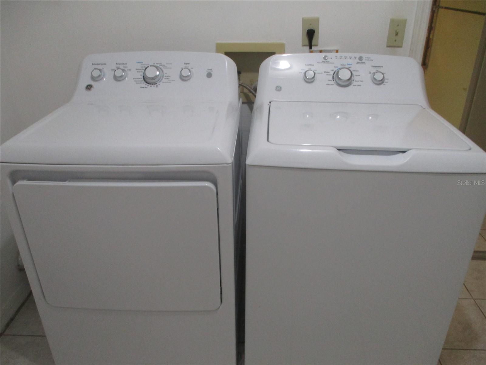 1750 ATRIUM DR, SUN CITY CENTER, FL, 33573