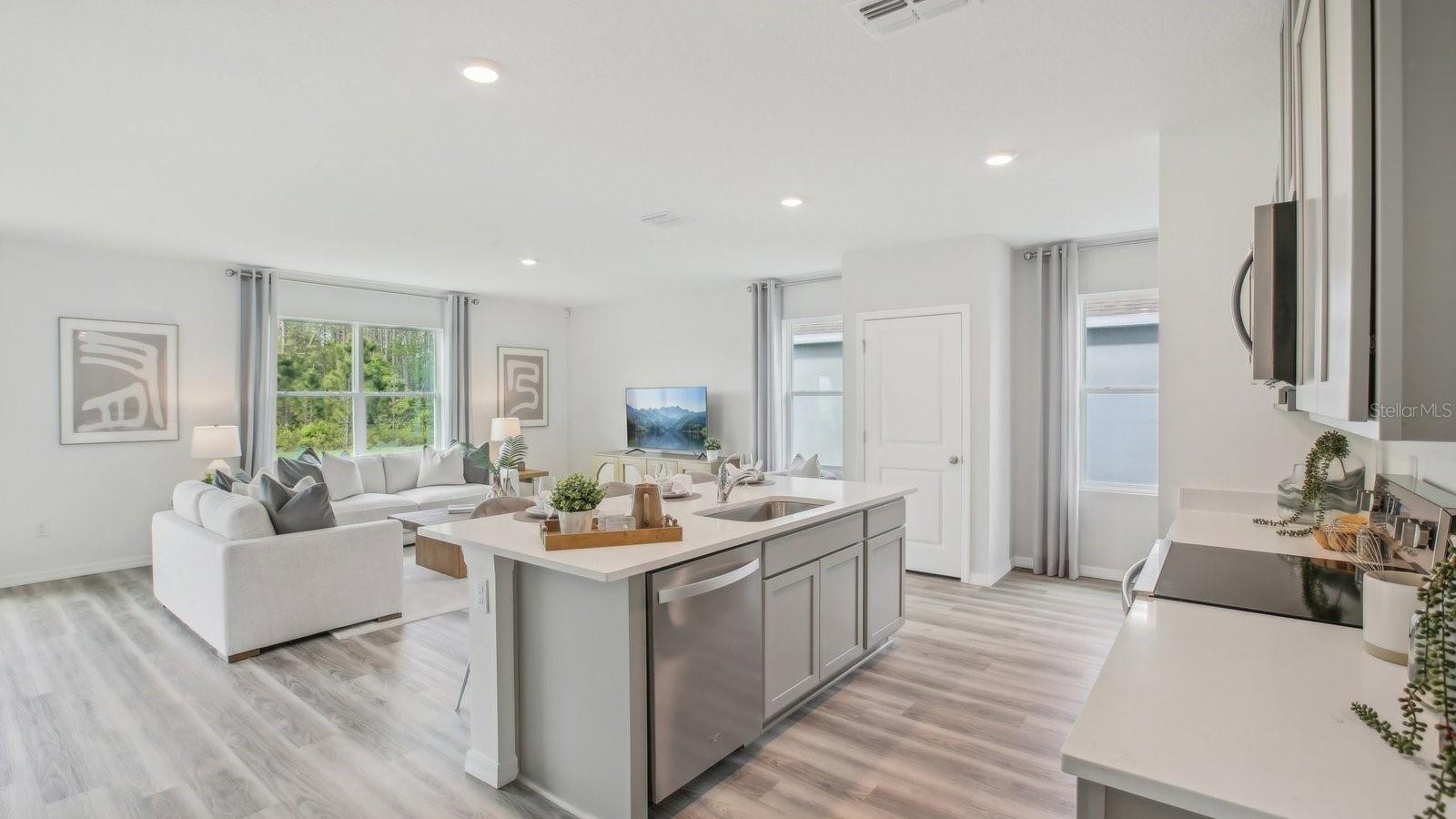 7234 FLINT CREEK DR, LAND O LAKES, FL, 34638