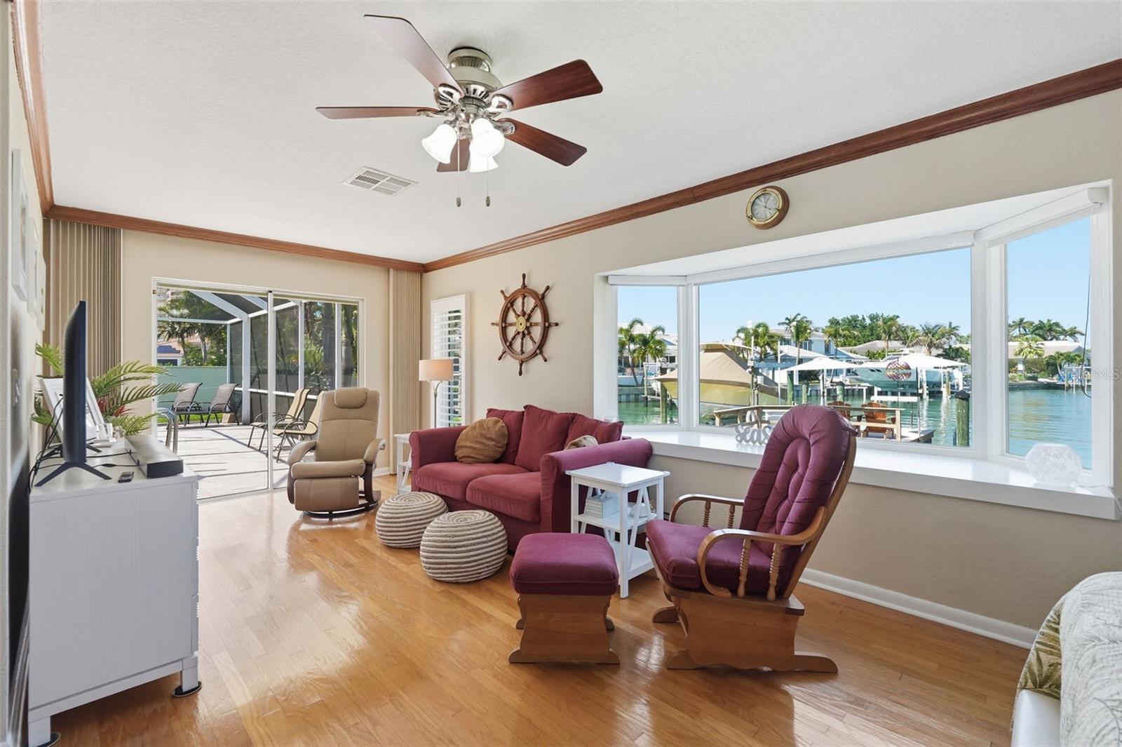 5860 LEELAND ST S, ST PETERSBURG, FL, 33715