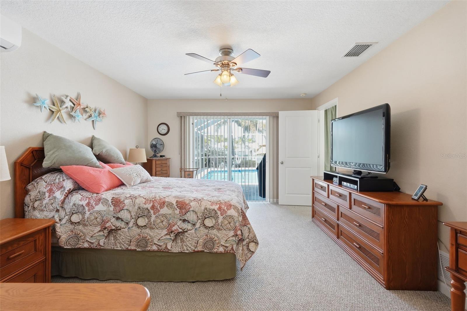 5860 LEELAND ST S, ST PETERSBURG, FL, 33715