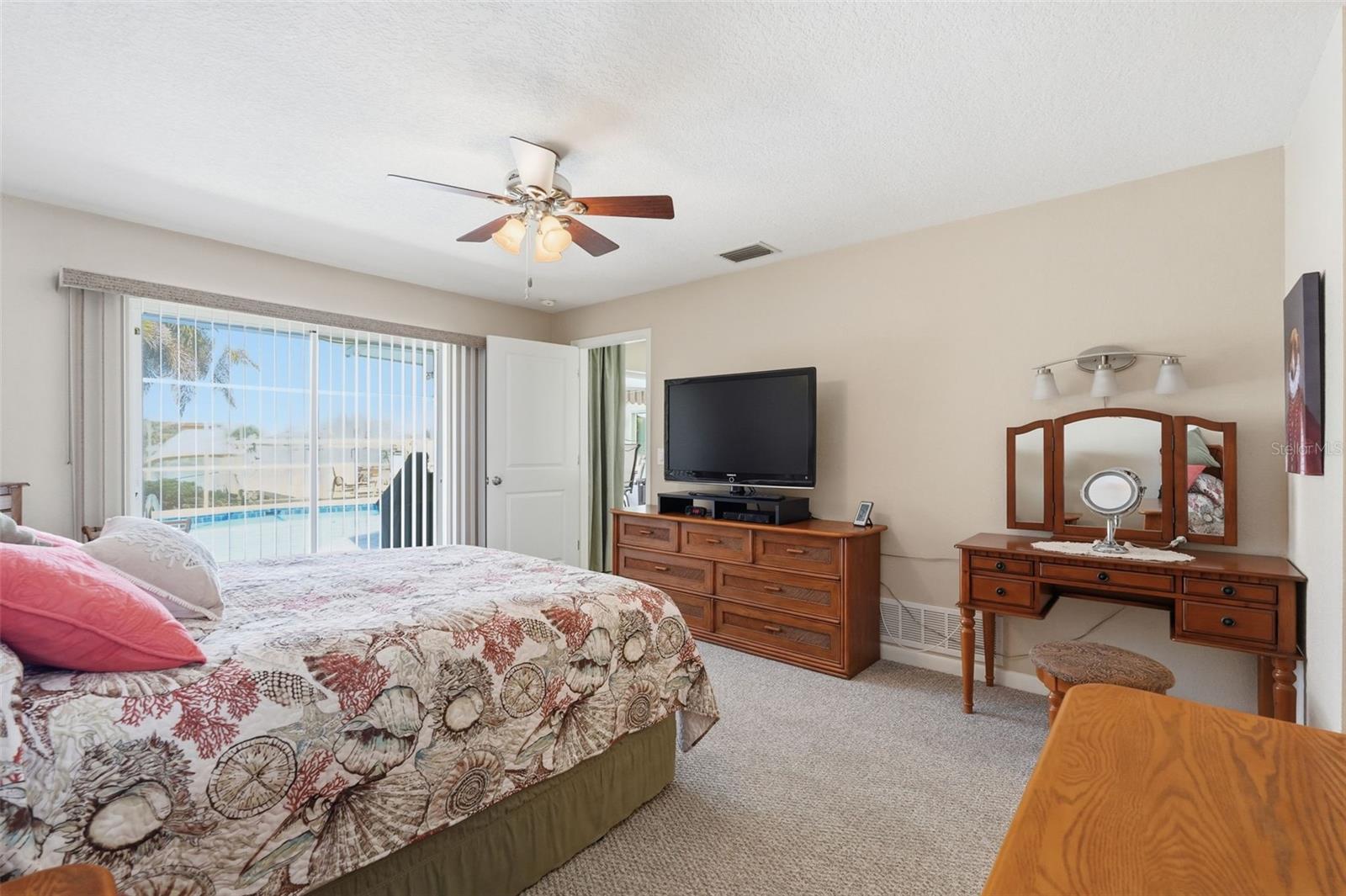 5860 LEELAND ST S, ST PETERSBURG, FL, 33715