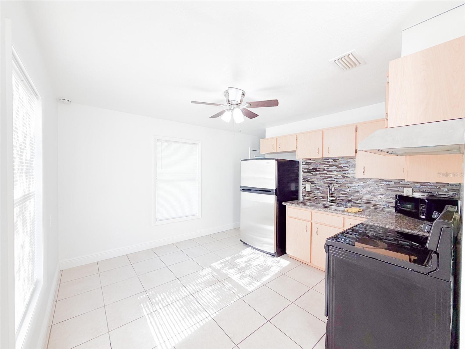 407 W BELLA VISTA ST, LAKELAND, FL, 33805