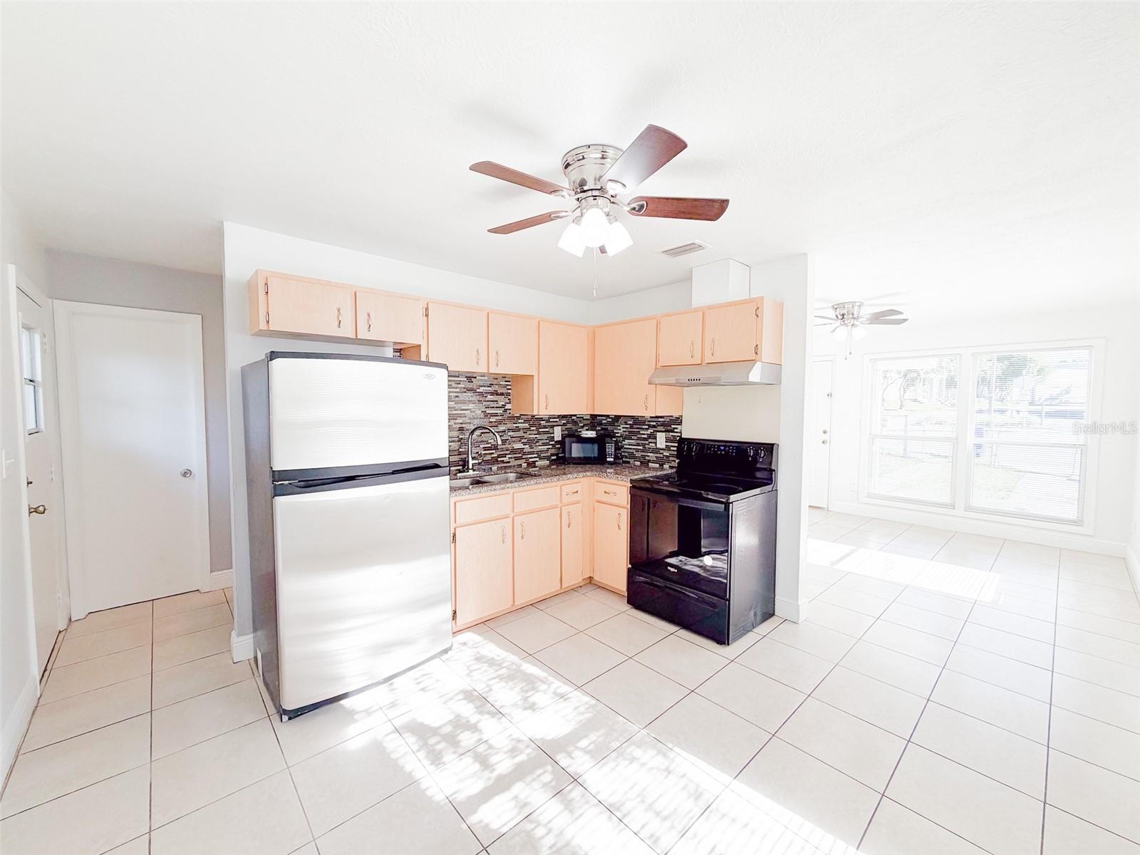 407 W BELLA VISTA ST, LAKELAND, FL, 33805