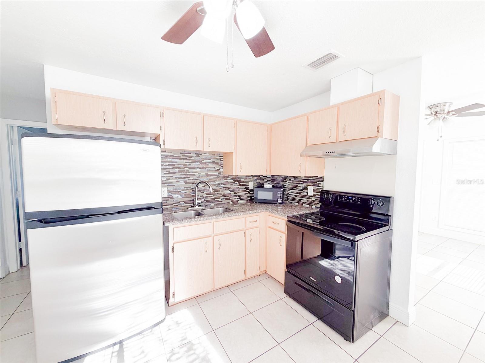 407 W BELLA VISTA ST, LAKELAND, FL, 33805