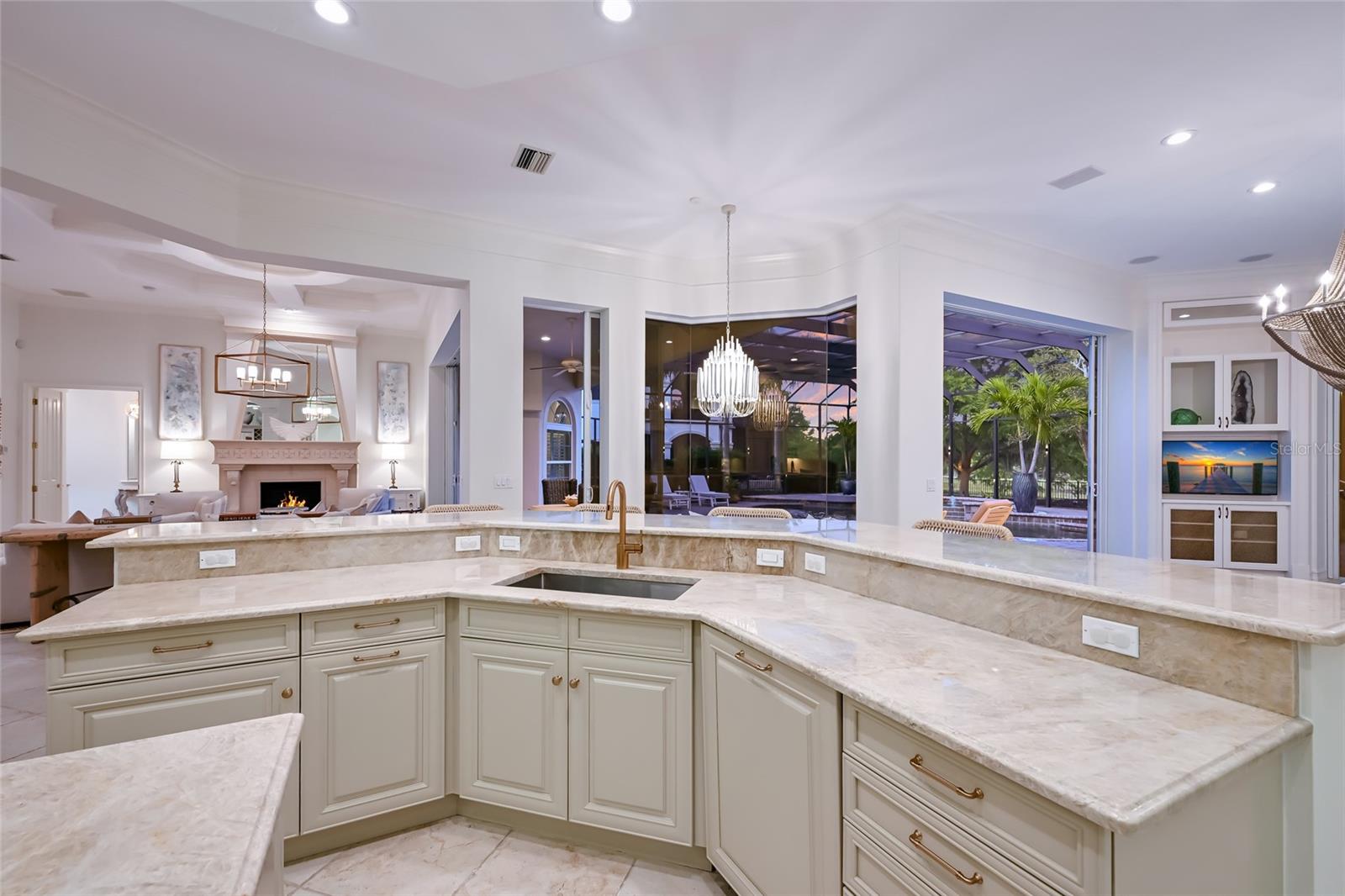 6903 BELMONT CT, LAKEWOOD RANCH, FL, 34202