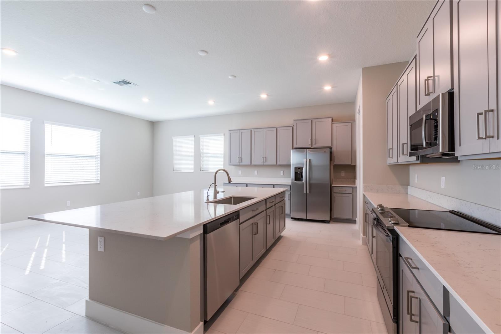 7714 S FAUL ST, TAMPA, FL, 33616