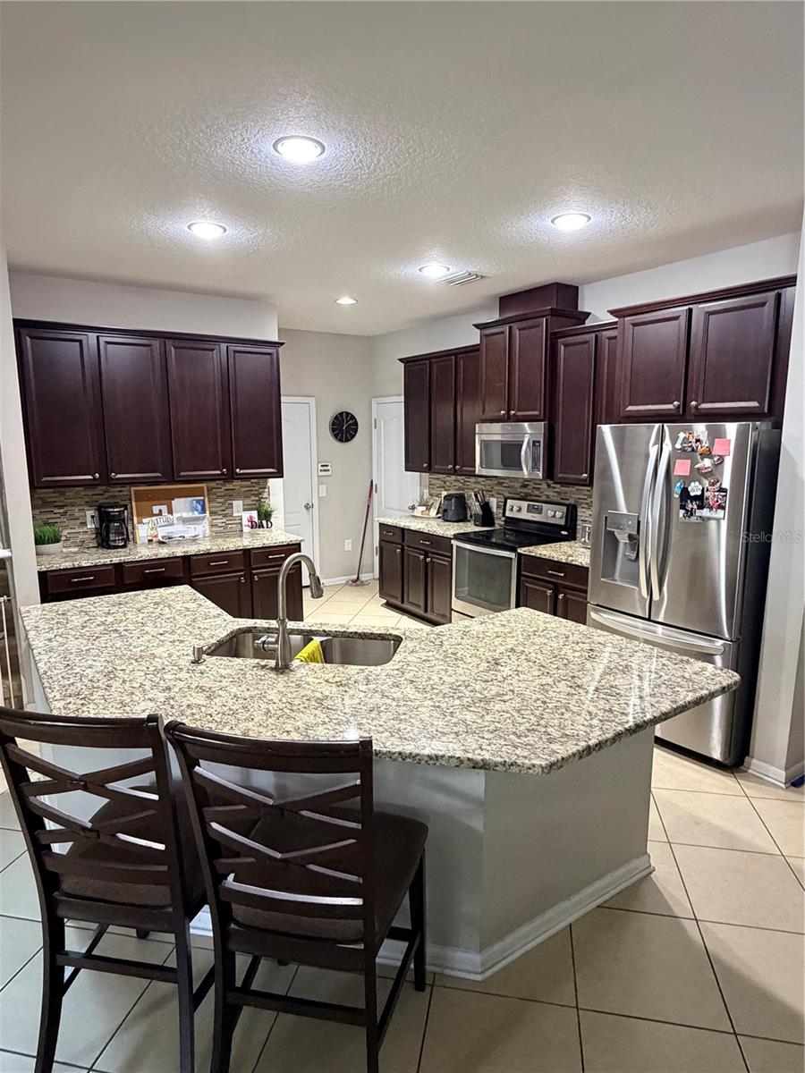 2514 CROSS MORE ST, VALRICO, FL, 33594