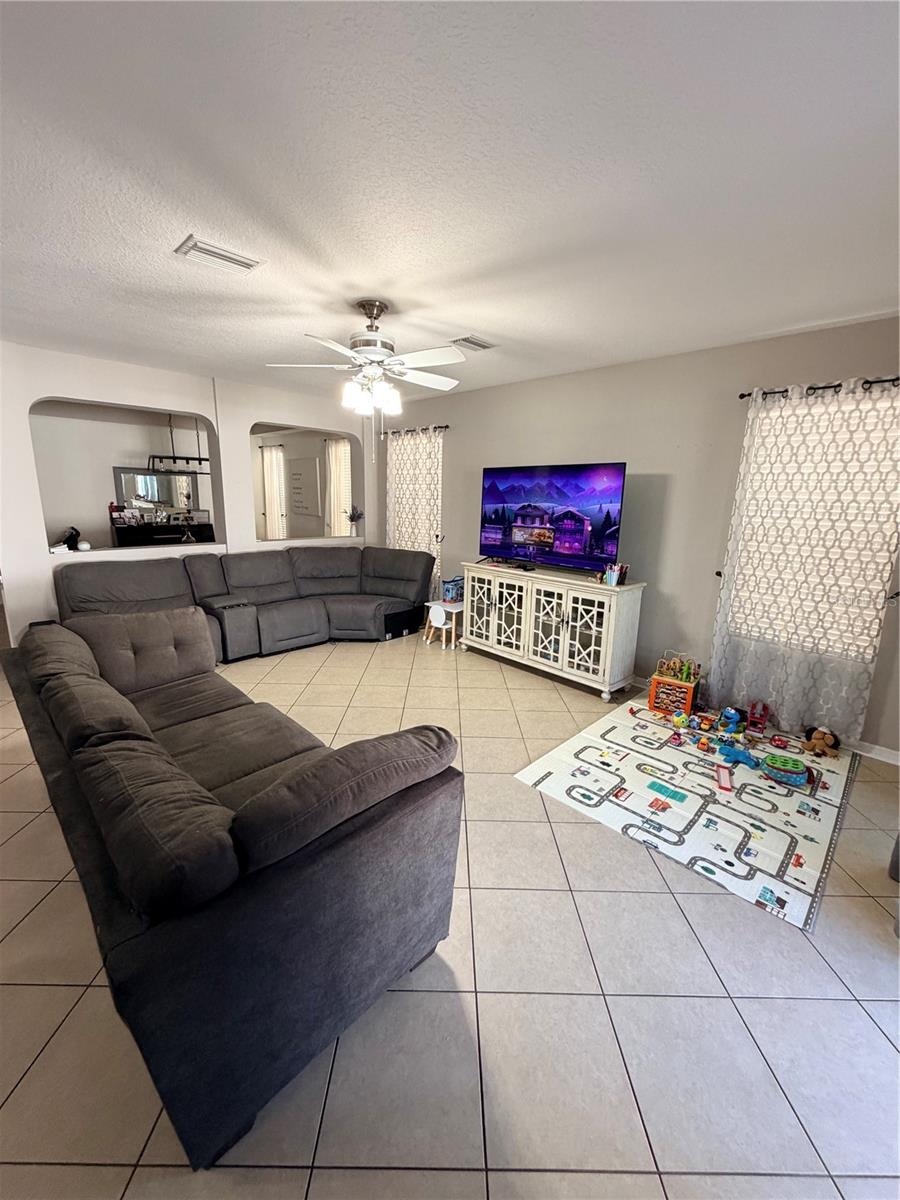 2514 CROSS MORE ST, VALRICO, FL, 33594