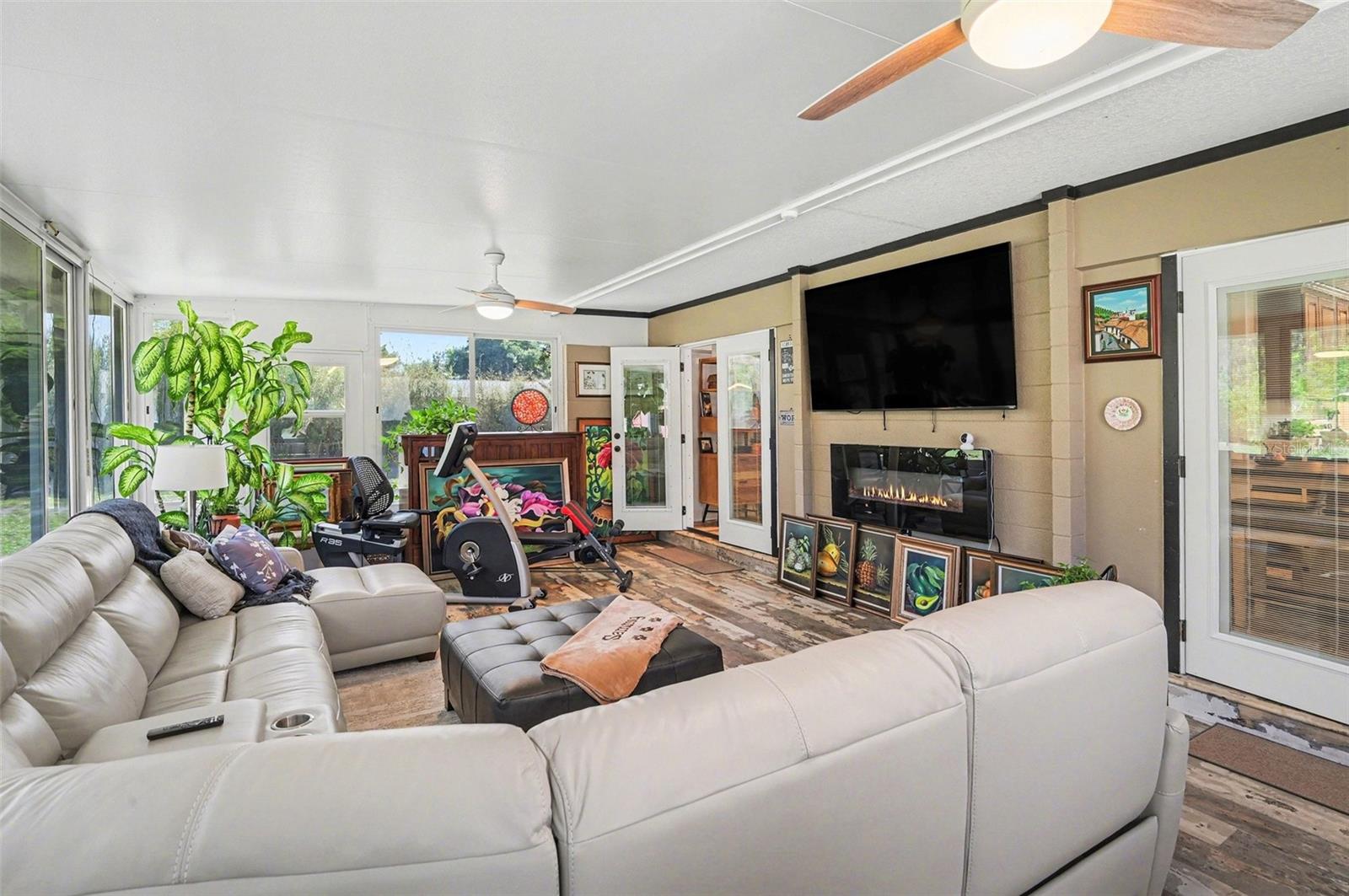 2207 POINSETTIA DR, DELAND, FL, 32724