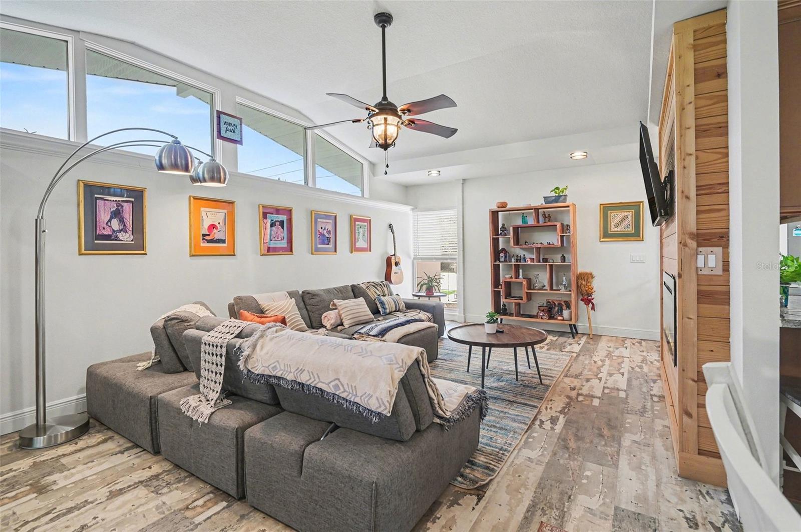 2207 POINSETTIA DR, DELAND, FL, 32724