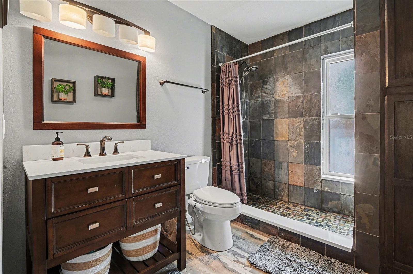 2207 POINSETTIA DR, DELAND, FL, 32724