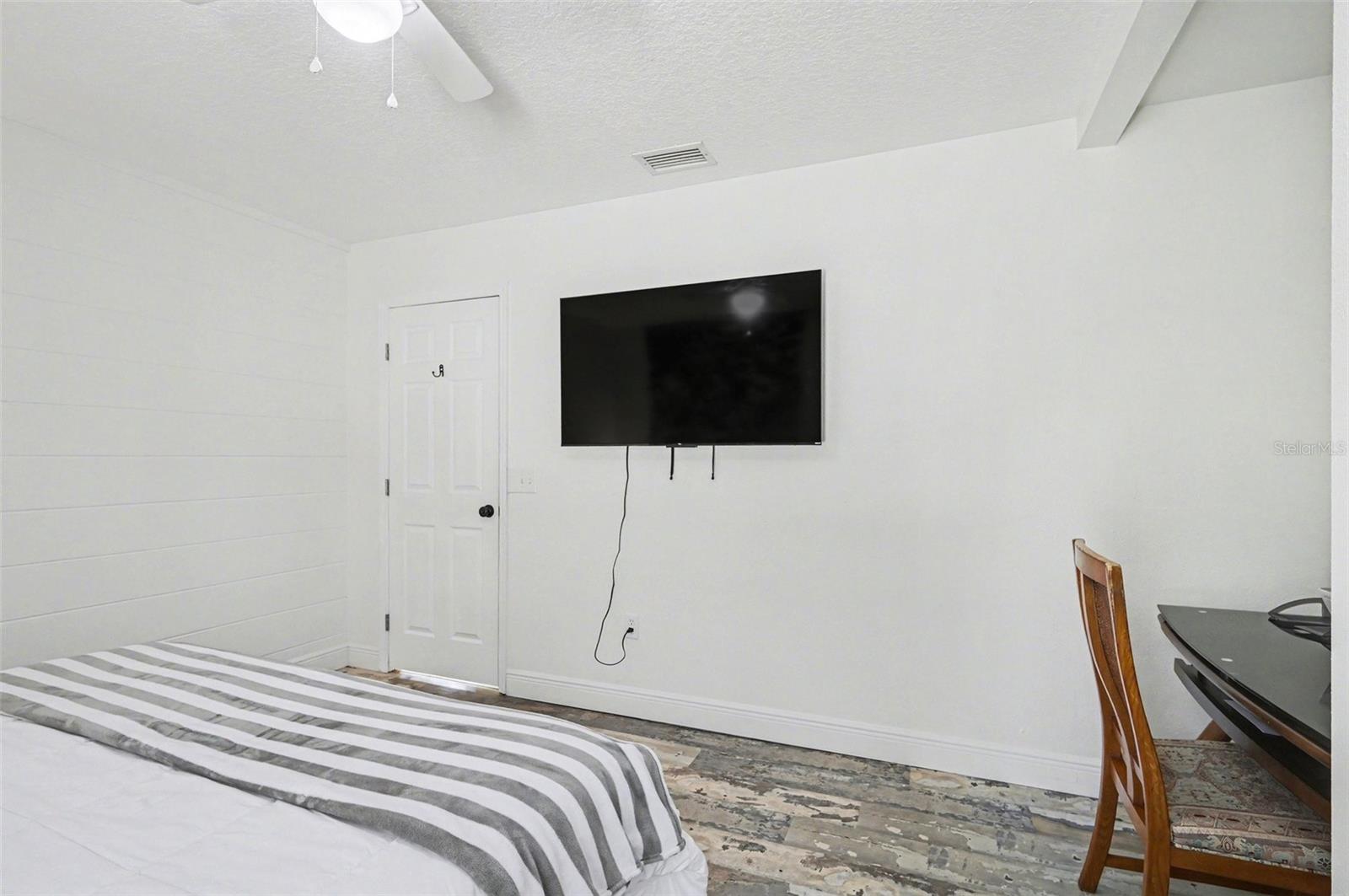 2207 POINSETTIA DR, DELAND, FL, 32724