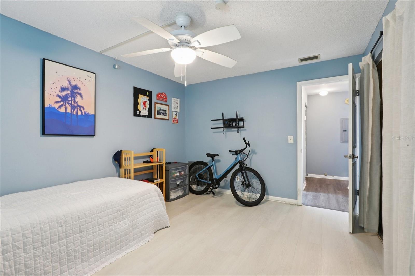 3850 13TH AVE N #210, ST PETERSBURG, FL, 33713