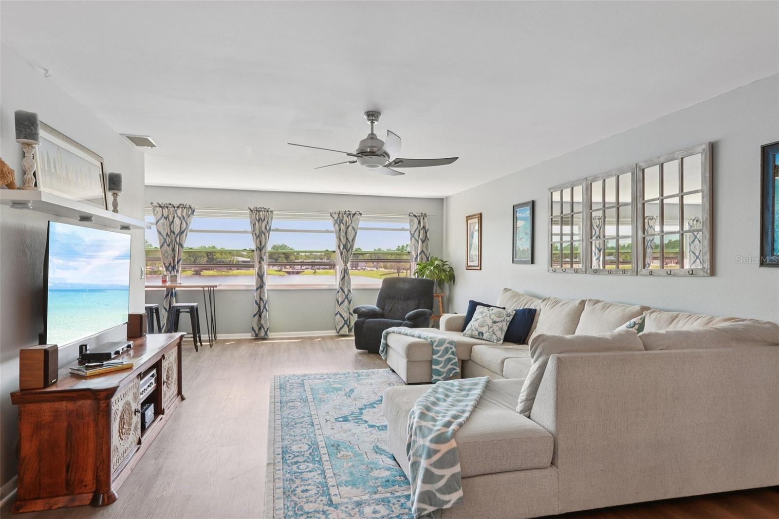 3850 13TH AVE N #210, ST PETERSBURG, FL, 33713