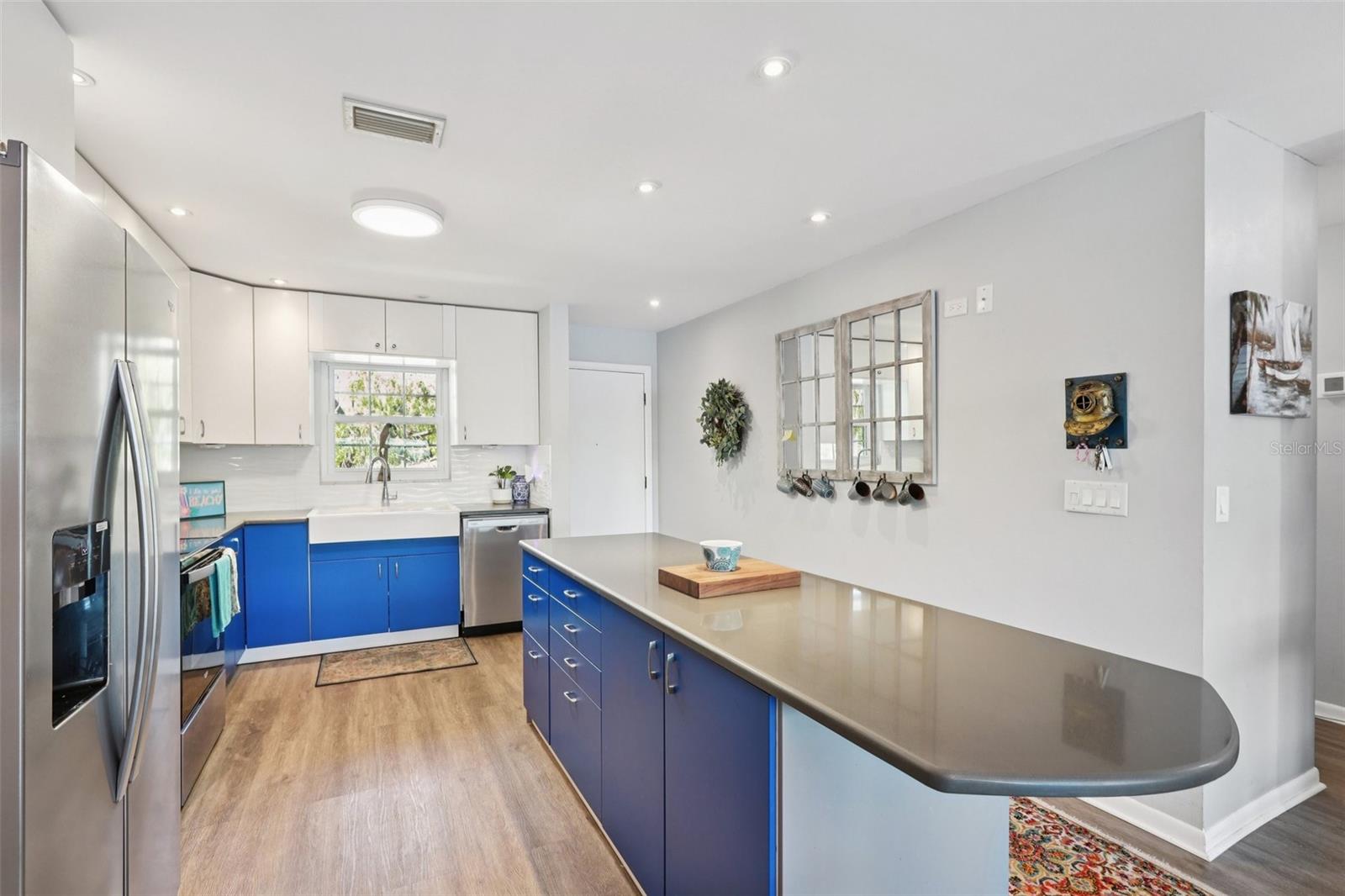 3850 13TH AVE N #210, ST PETERSBURG, FL, 33713