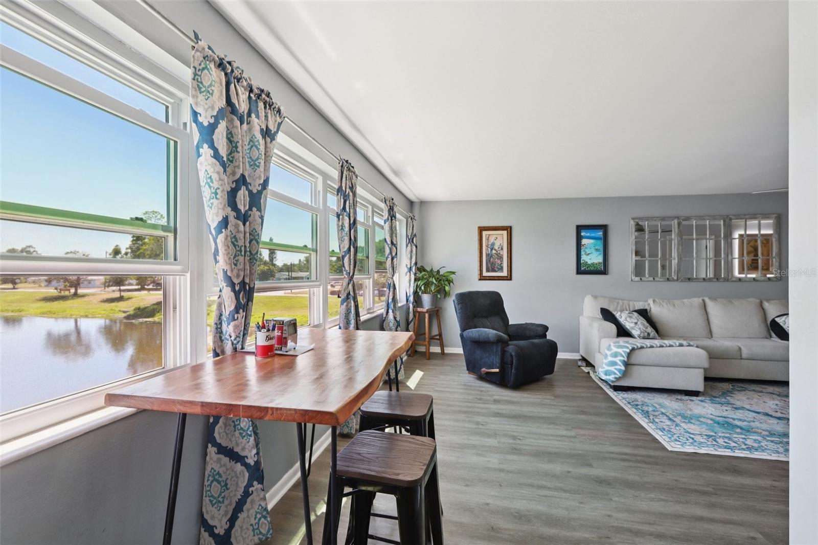 3850 13TH AVE N #210, ST PETERSBURG, FL, 33713