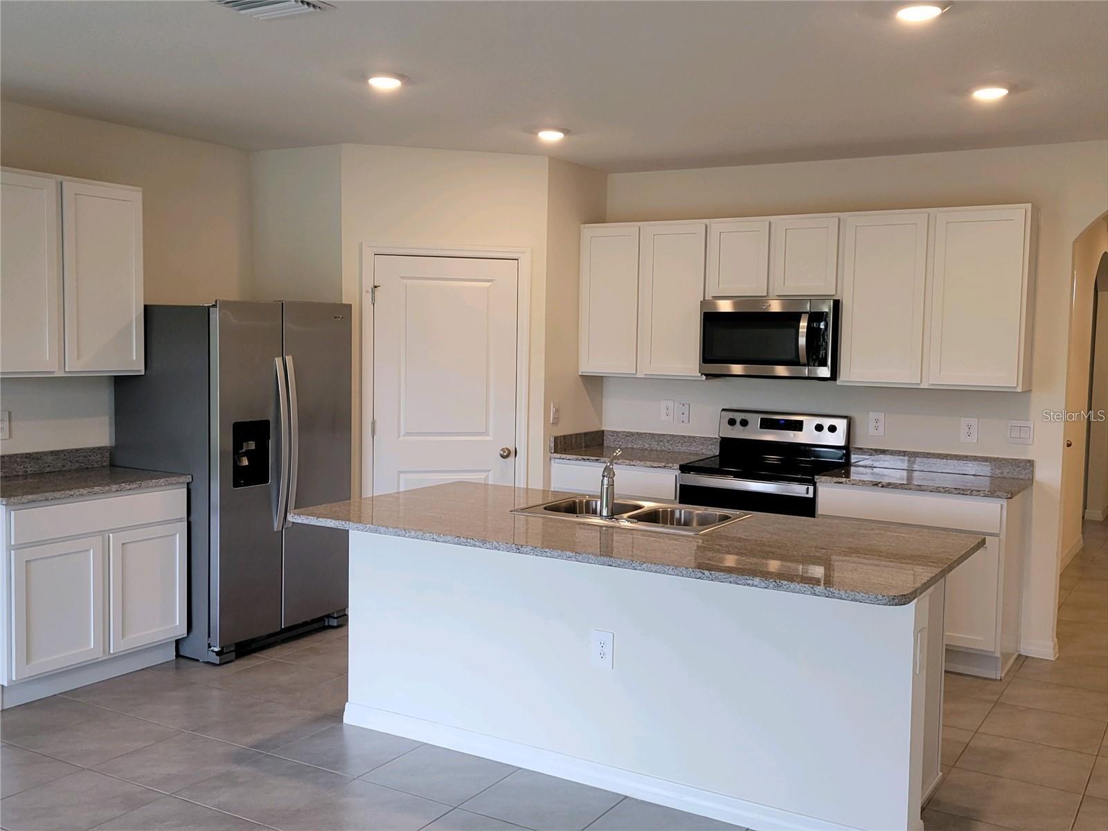 17419 HARVEST MOON WAY, BRADENTON, FL, 34211