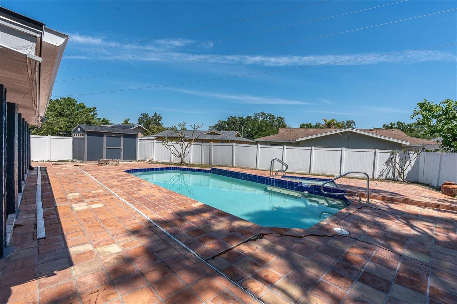 12101 74TH ST, LARGO, FL, 33773