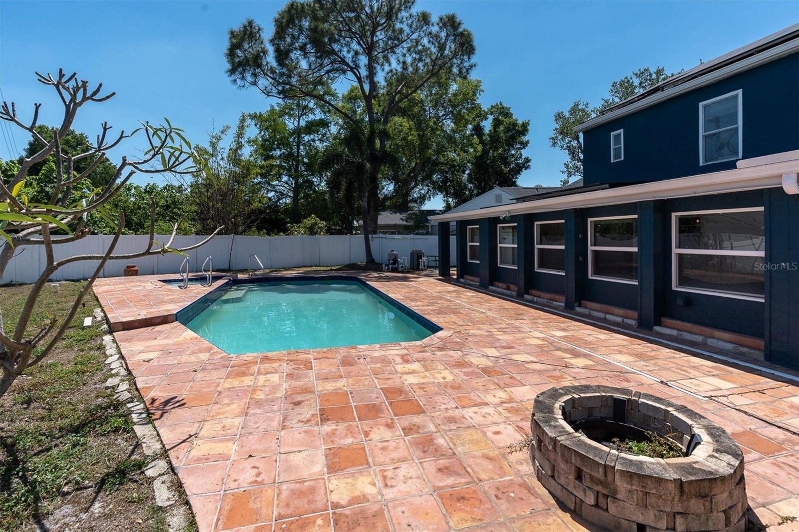 12101 74TH ST, LARGO, FL, 33773