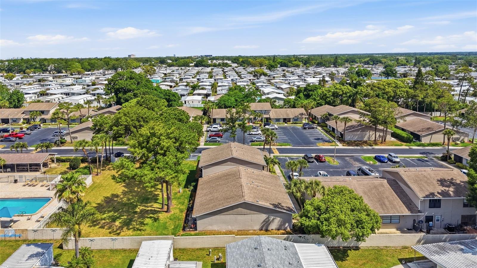 2131 RIDGE RD S #105, LARGO, FL, 33778