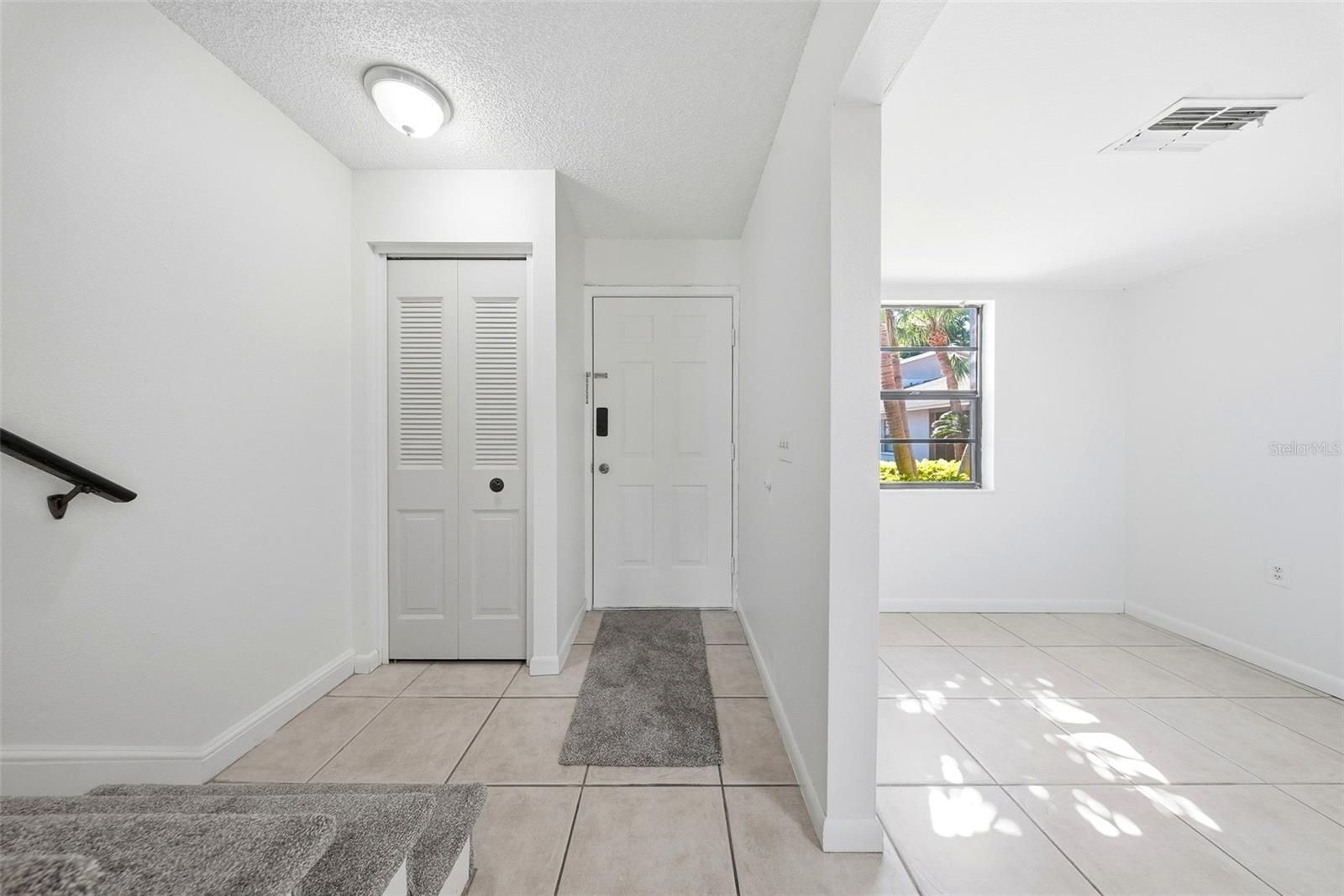 2131 RIDGE RD S #105, LARGO, FL, 33778