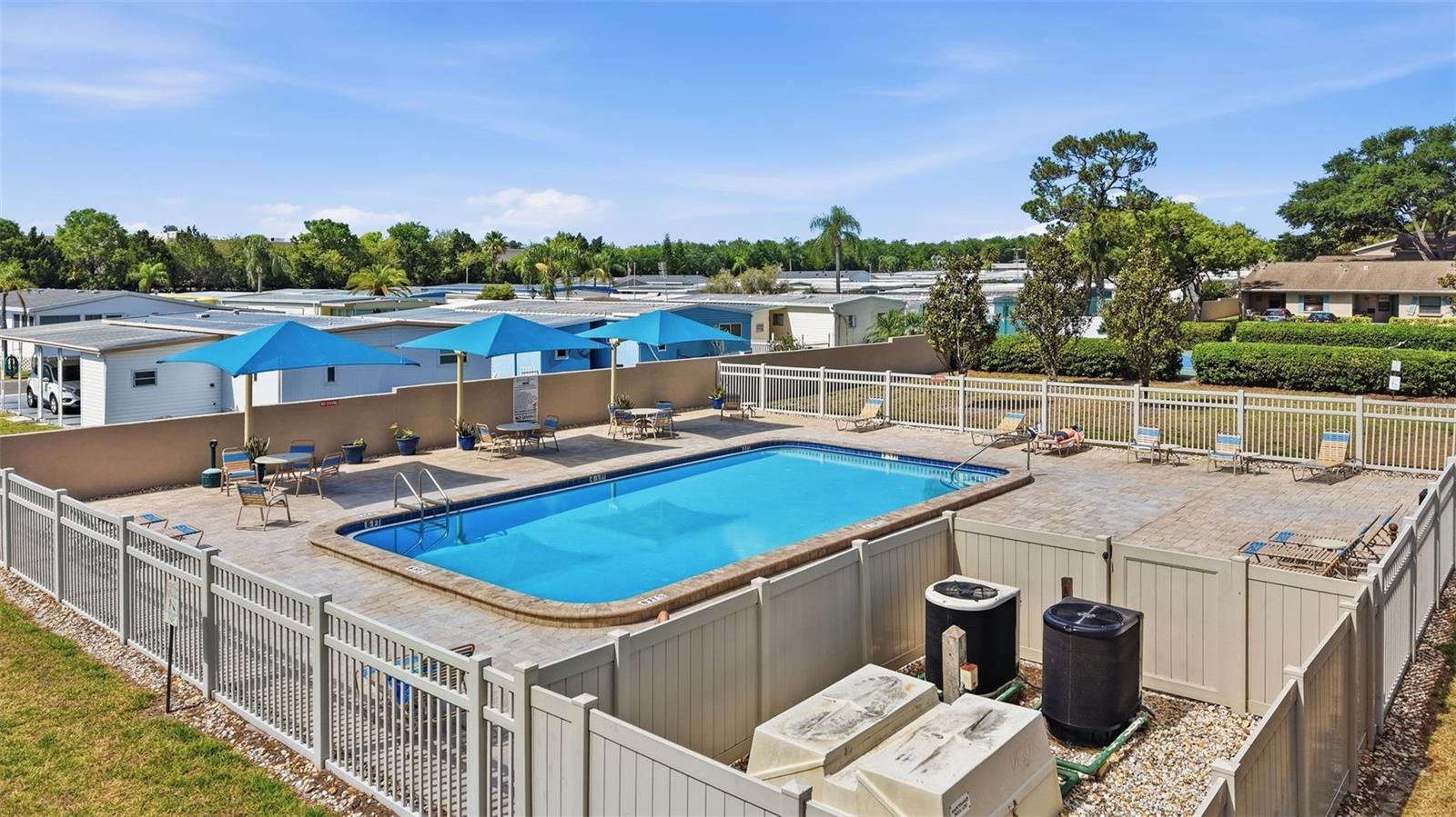 2131 RIDGE RD S #105, LARGO, FL, 33778