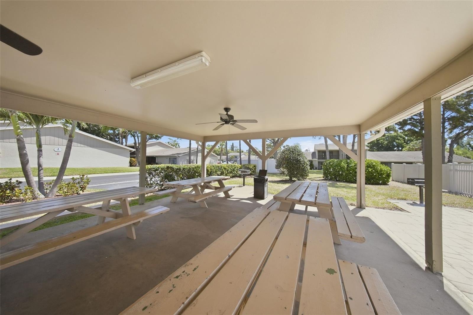 2131 RIDGE RD S #105, LARGO, FL, 33778