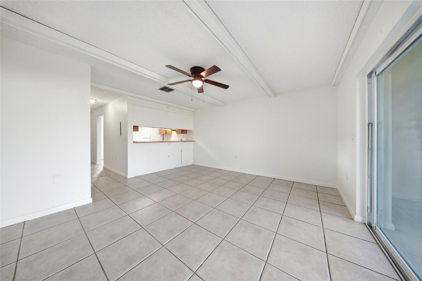 2131 RIDGE RD S #105, LARGO, FL, 33778