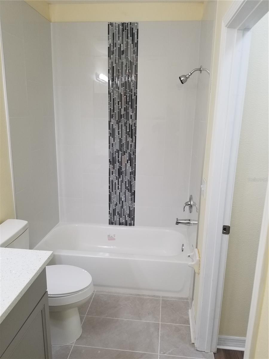 6022 PORTSDALE PL #202, RIVERVIEW, FL, 33578