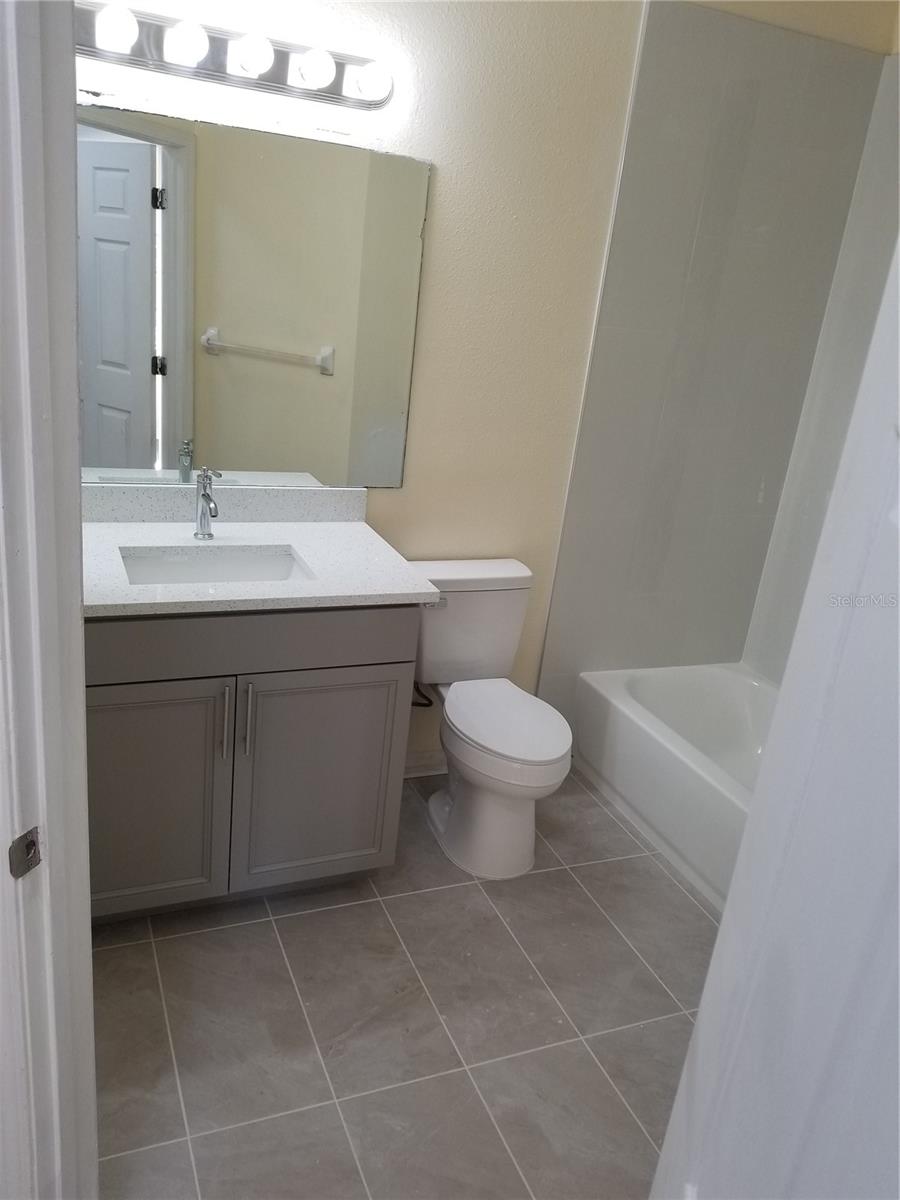 6022 PORTSDALE PL #202, RIVERVIEW, FL, 33578