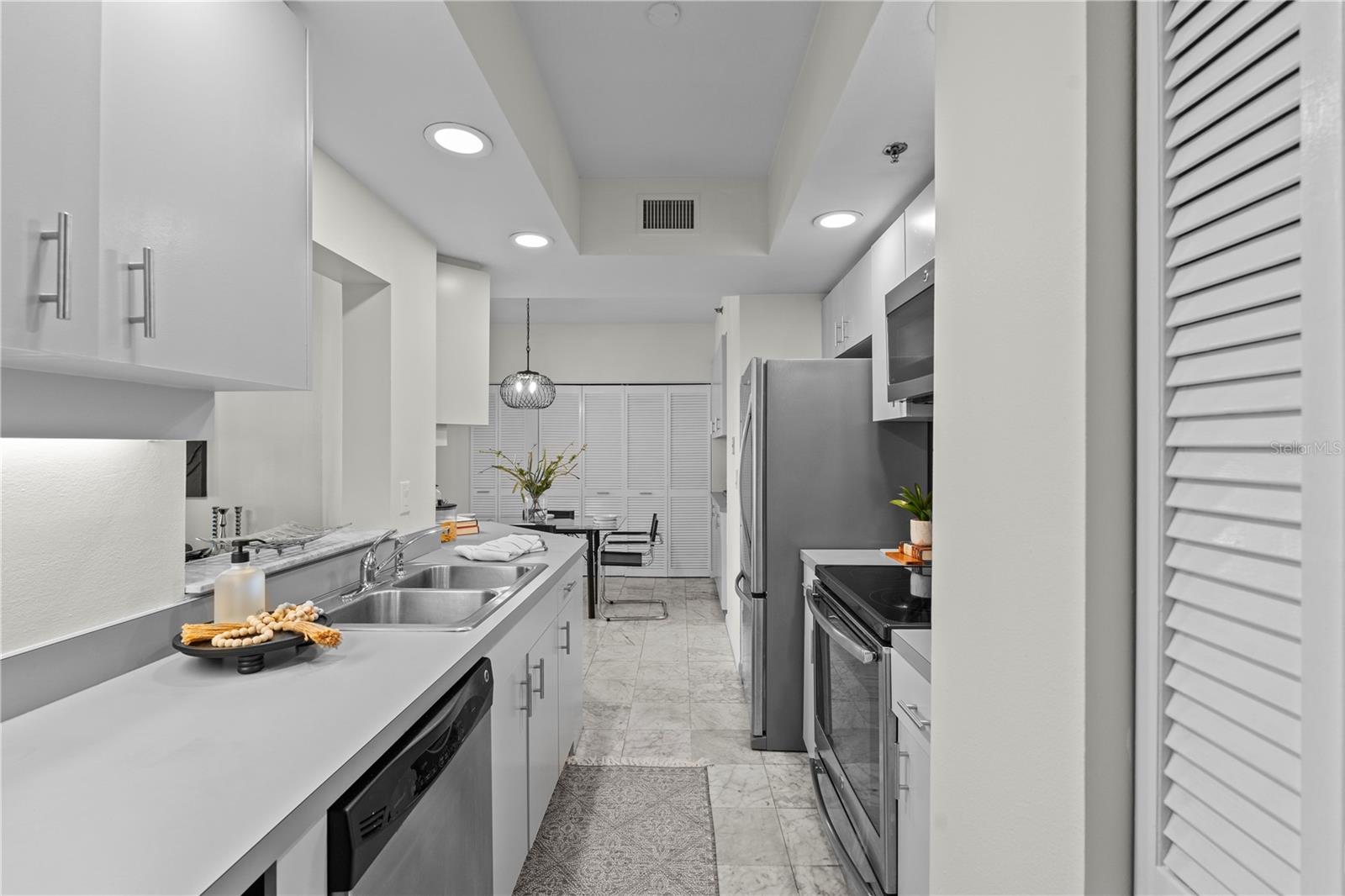 707 SEDDON COVE WAY #707, TAMPA, FL, 33602