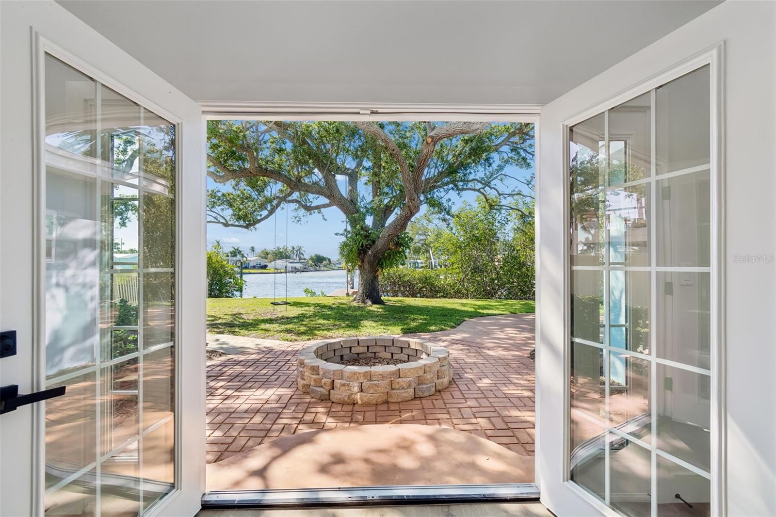 4790 SHORE ACRES BLVD NE, ST PETERSBURG, FL, 33703