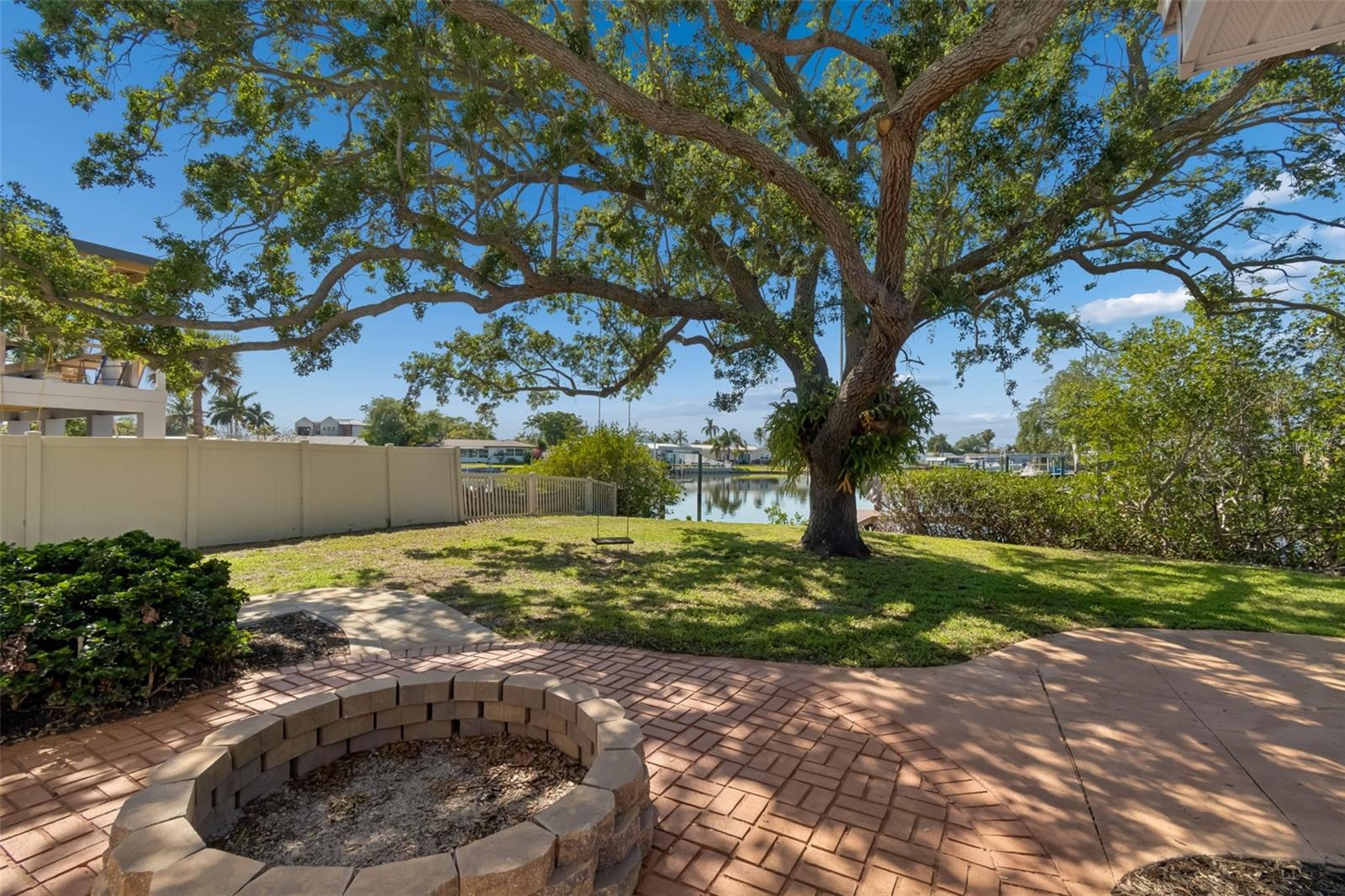 4790 SHORE ACRES BLVD NE, ST PETERSBURG, FL, 33703