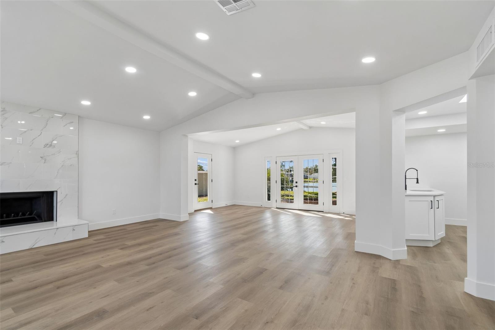 4790 SHORE ACRES BLVD NE, ST PETERSBURG, FL, 33703