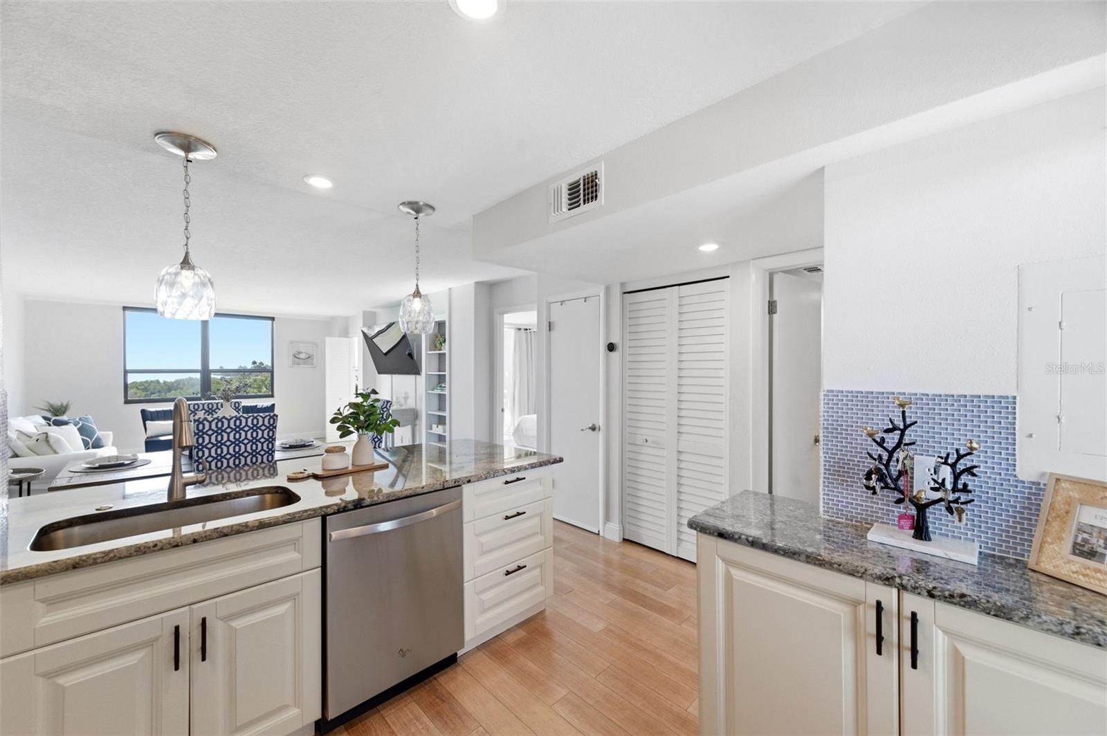 2616 COVE CAY DR #602, CLEARWATER, FL, 33760